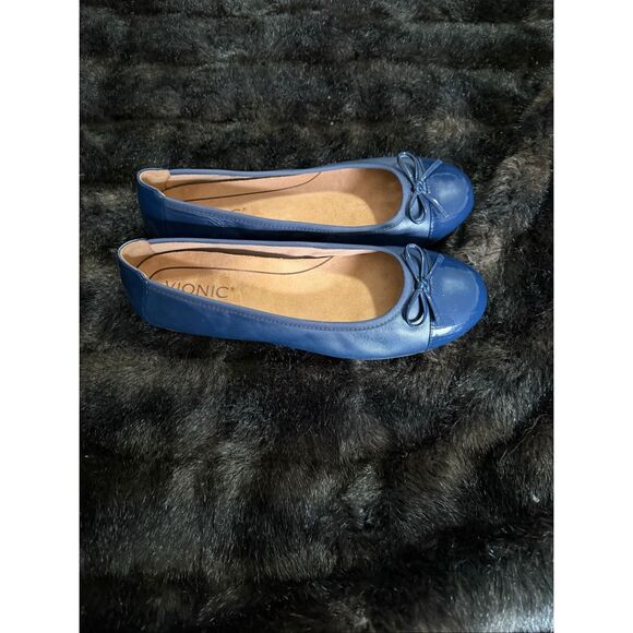 Vionic 359 Minna Shoes size 8 blue ballet flats cap toe - Picture 1 of 4